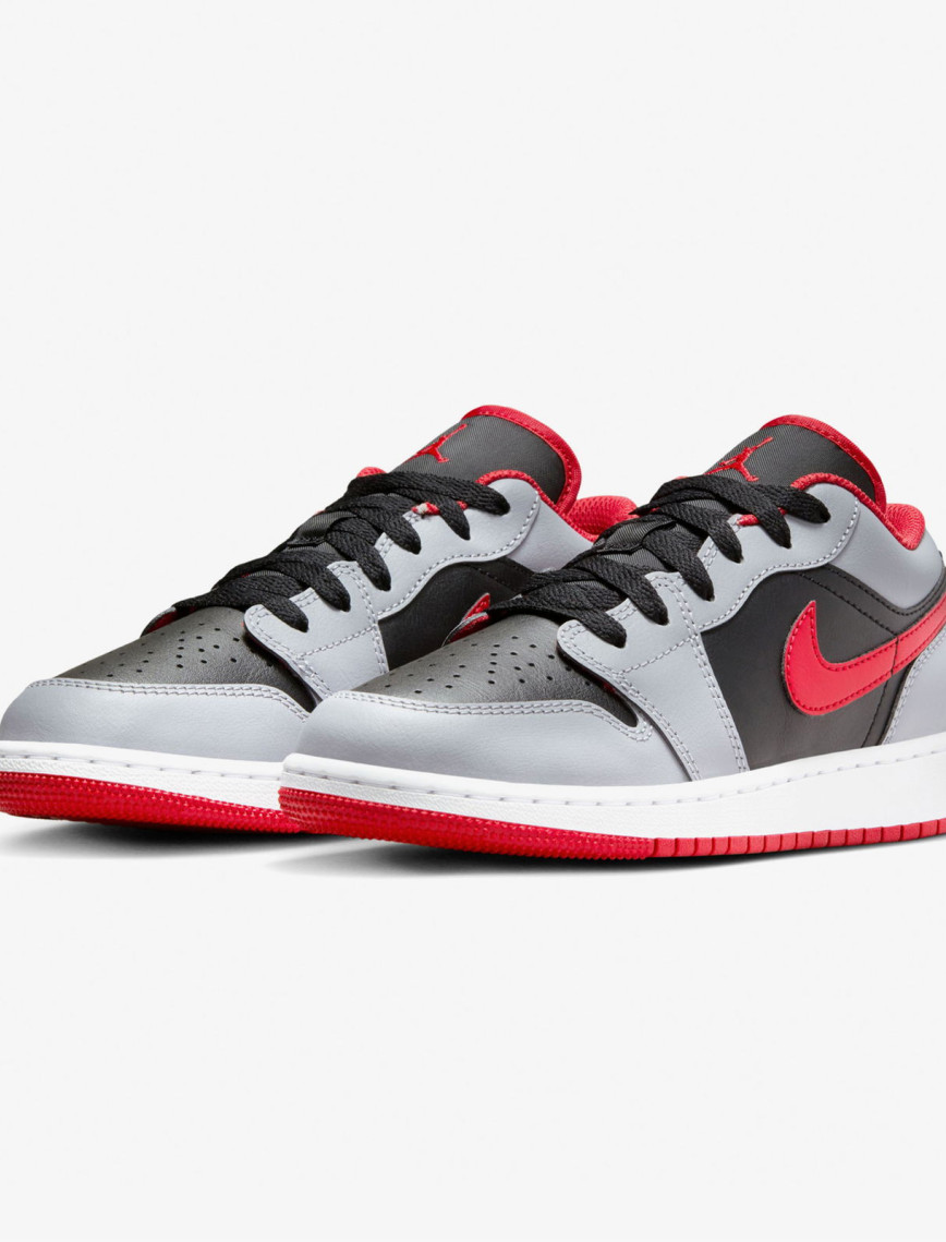 Jordan Air 1 Low Genç Çocuk Gri Spor Ayakkabı Jordan Air 1 Low Genç Çocuk Gri Spor Ayakkabı
