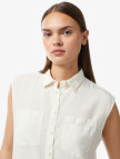 Lacoste Kadın Kolsuz Krem Gömlek Lacoste Kadın Kolsuz Krem Gömlek