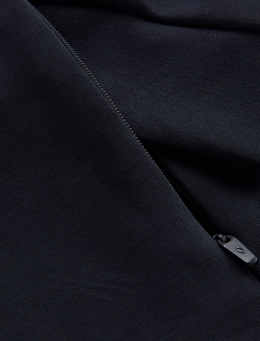 Skechers Soft Touch Full Zip Kadın Siyah Günlük Sweatshirt Skechers Soft Touch Full Zip Kadın Siyah Günlük Sweatshirt