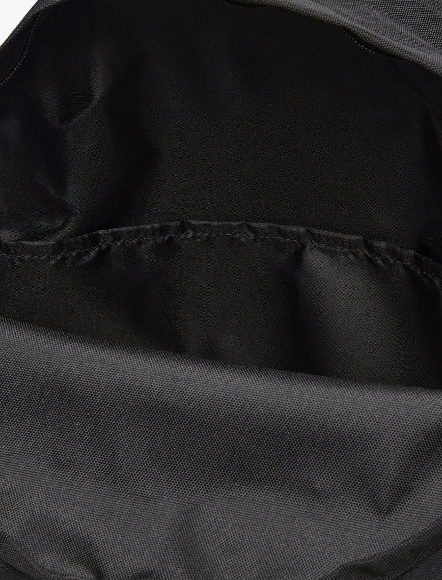 Converse Speed 3 Unisex Siyah Sırt Çantası Converse Speed 3 Unisex Siyah Sırt Çantası