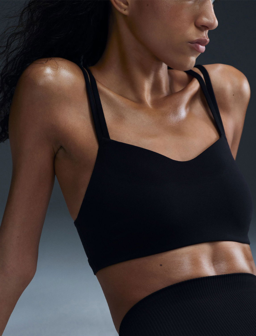 Nike Dri-FIT Alate Trace Kadın Siyah Bra Nike Dri-FIT Alate Trace Kadın Siyah Bra