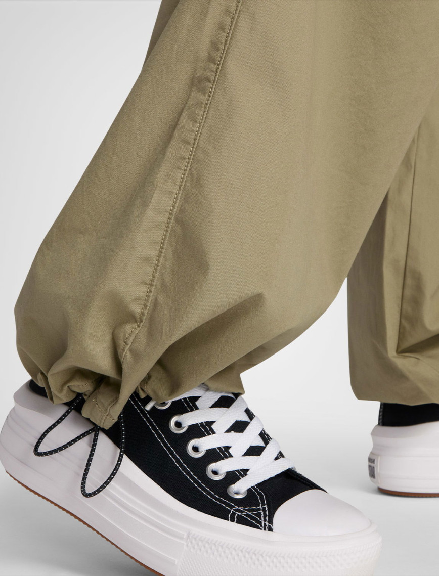Converse Kadın Haki Paraşüt Pantolon Converse Kadın Haki Paraşüt Pantolon