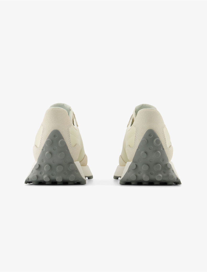 New Balance 327 Lifestyle Kadın Bej Spor Ayakkabı New Balance 327 Lifestyle Kadın Bej Spor Ayakkabı