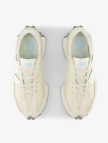 New Balance 327 Lifestyle Kadın Bej Spor Ayakkabı New Balance 327 Lifestyle Kadın Bej Spor Ayakkabı