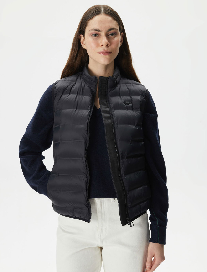 Lacoste Kadın Dik Yaka Kapitone Beyaz Yelek Lacoste Kadın Dik Yaka Kapitone Beyaz Yelek