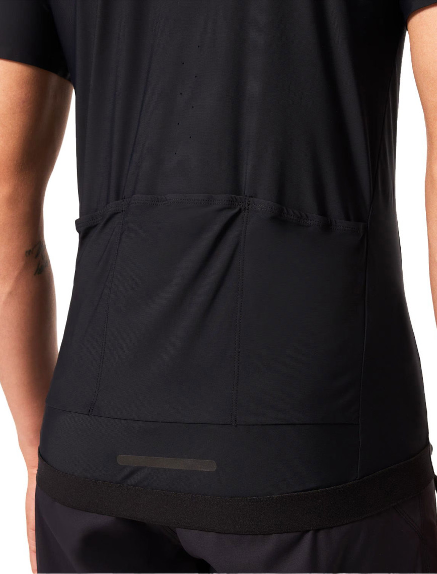 Oakley Point To Point 1/4 Zip Jersey Erkek Siyah Tişört Oakley Point To Point 1/4 Zip Jersey Erkek Siyah Tişört