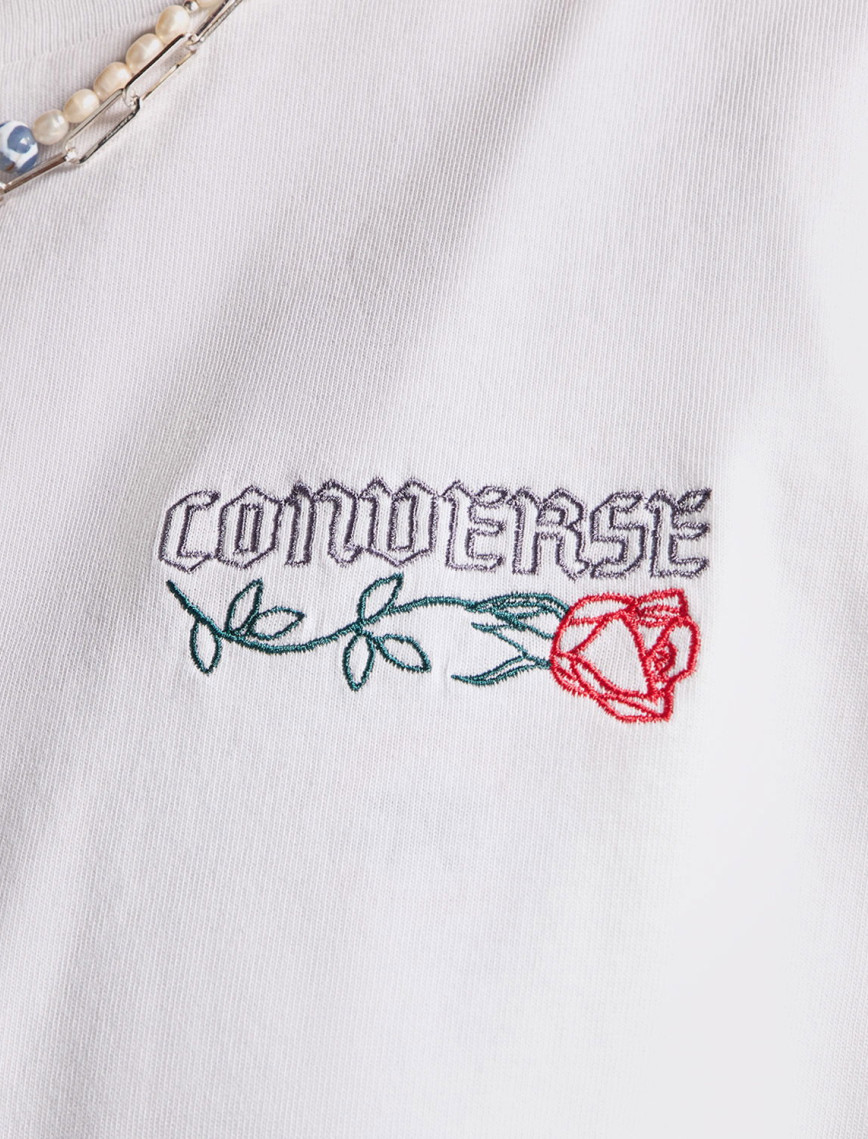 Converse Kadın Baskılı Beyaz T-Shirt Converse Kadın Baskılı Beyaz T-Shirt