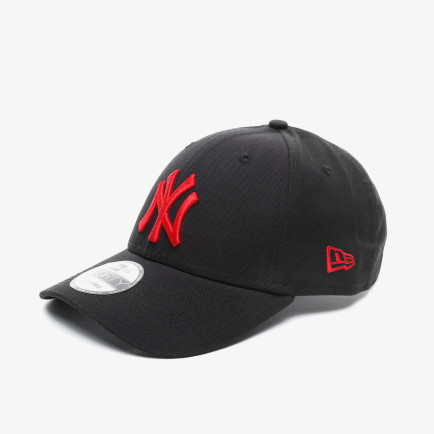 New Era New York Yankees 940 9Forty Unisex Siyah Şapka New Era New York Yankees 940 9Forty Unisex Siyah Şapka