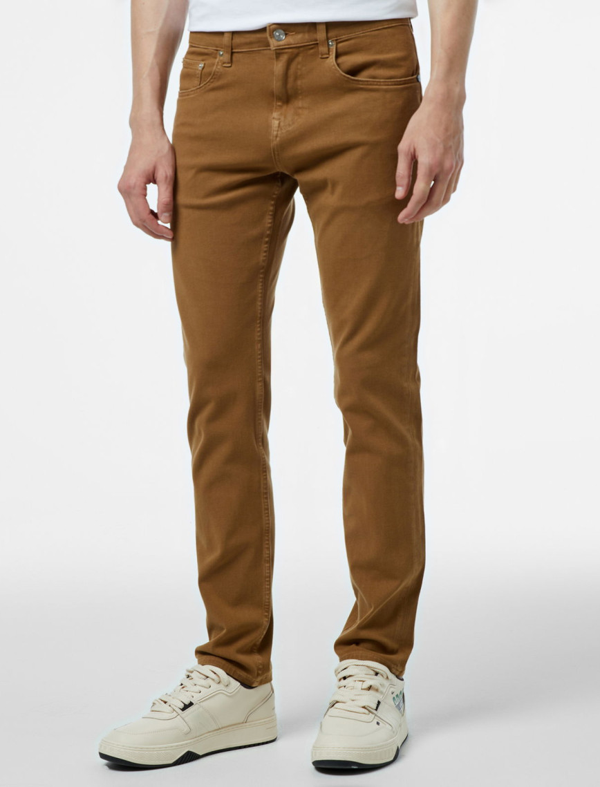 Lacoste Erkek Slim Fit Kahverengi Jean Pantolon Lacoste Erkek Slim Fit Kahverengi Jean Pantolon