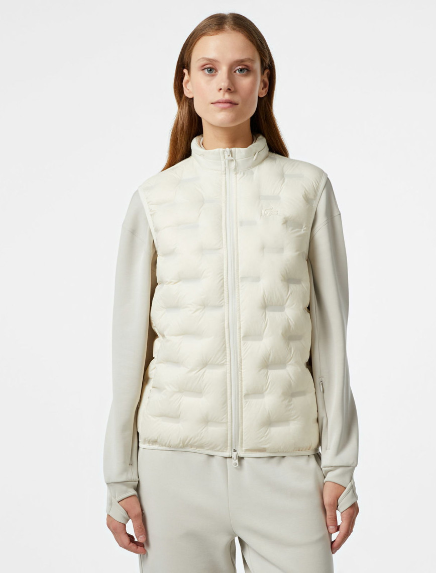 Lacoste Kadın Kapitone Regular Fit Kapüşonlu Beyaz Yelek Lacoste Kadın Kapitone Regular Fit Kapüşonlu Beyaz Yelek