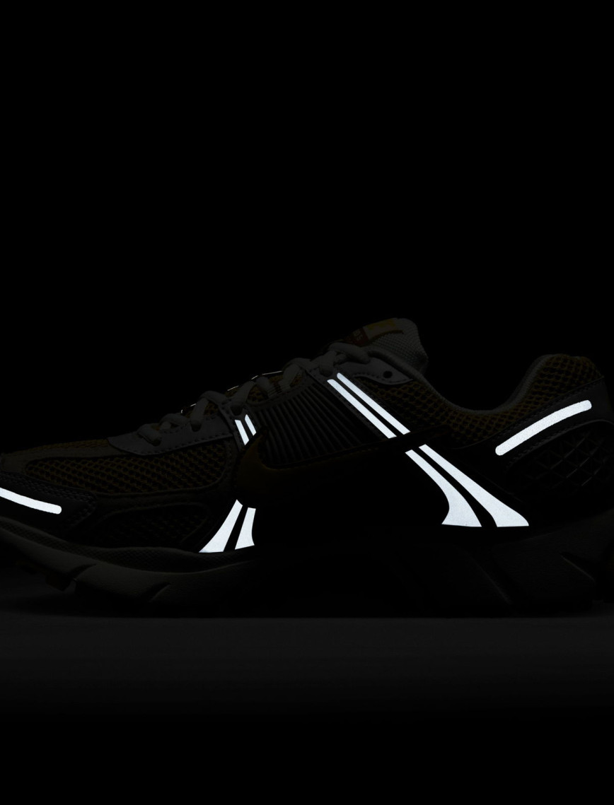 Nike Zoom Vomero 5 Kadın Sarı Spor Ayakkabı Nike Zoom Vomero 5 Kadın Sarı Spor Ayakkabı