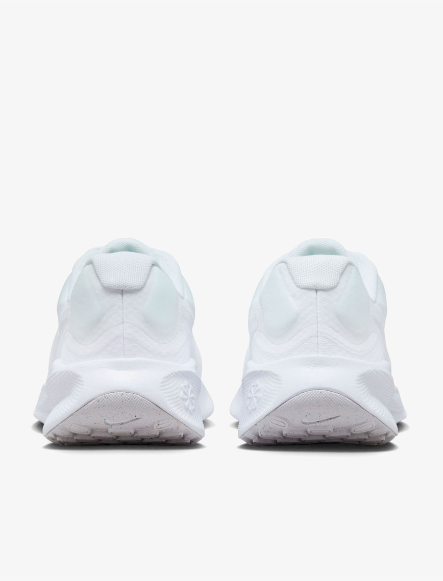 Nike Revolution 7 Kadın Beyaz Koşu Ayakkabısı Nike Revolution 7 Kadın Beyaz Koşu Ayakkabısı