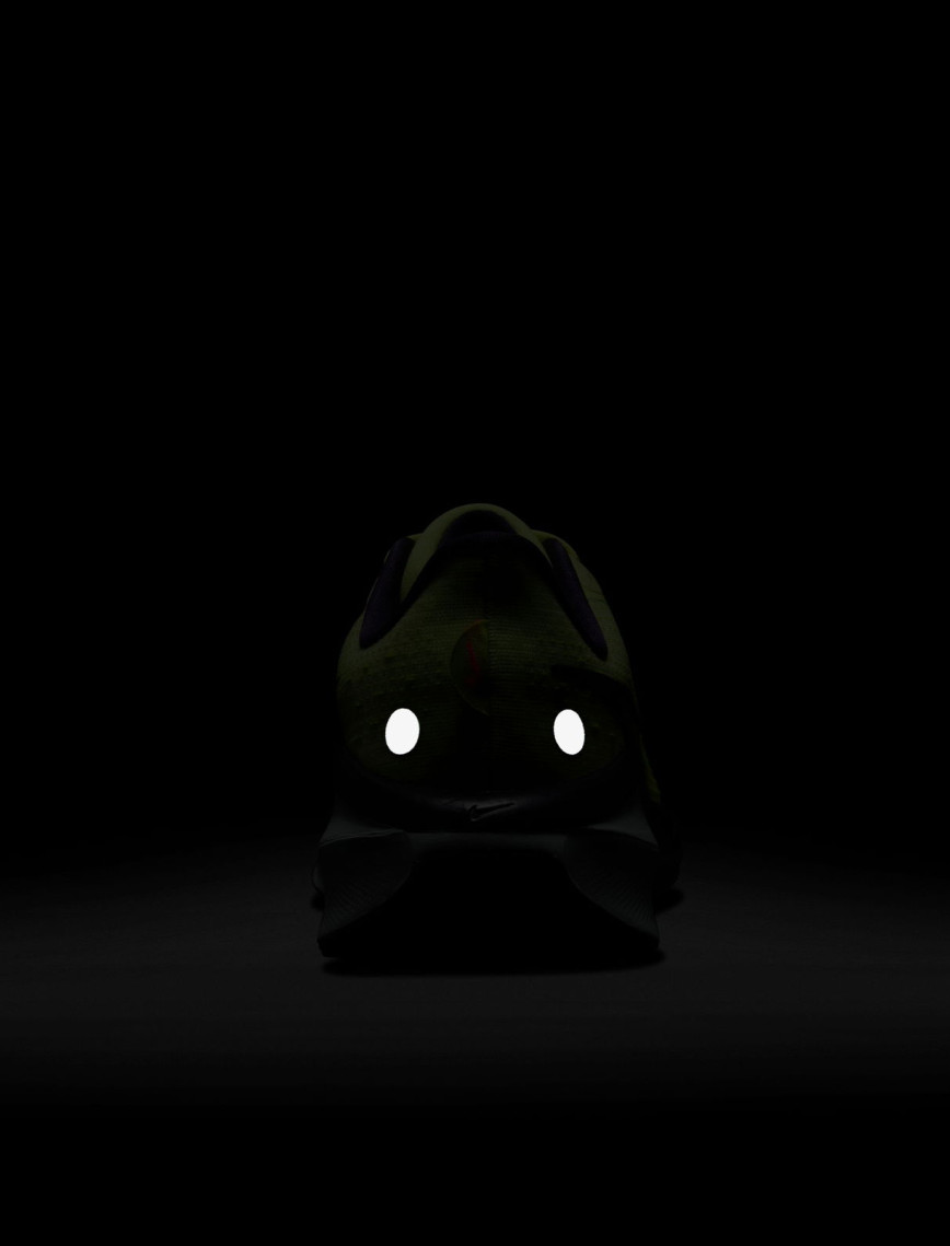 Nike Vomero 17 Kadın Yeşil Koşu Ayakkabısı Nike Vomero 17 Kadın Yeşil Koşu Ayakkabısı