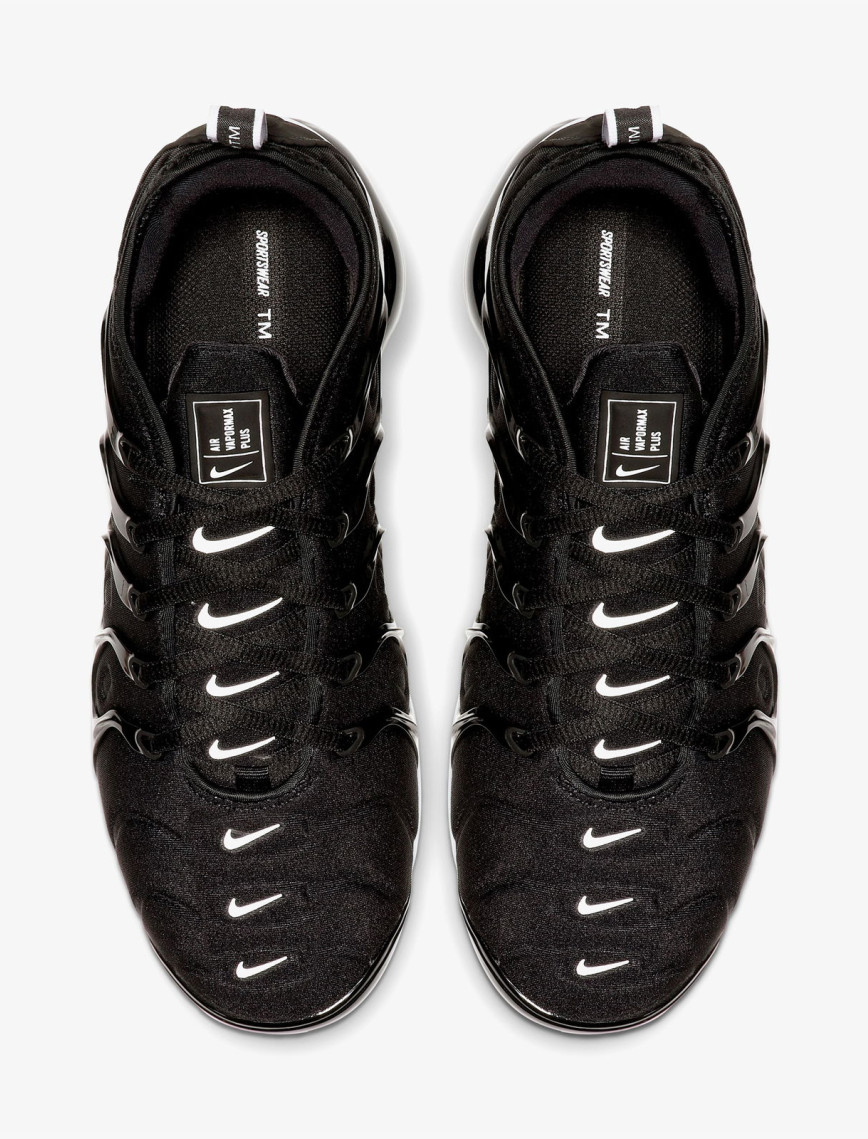Nike Air VaporMax Plus Erkek Siyah Spor Ayakkabı Nike Air VaporMax Plus Erkek Siyah Spor Ayakkabı