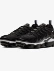 Nike Air VaporMax Plus Erkek Siyah Spor Ayakkabı Nike Air VaporMax Plus Erkek Siyah Spor Ayakkabı