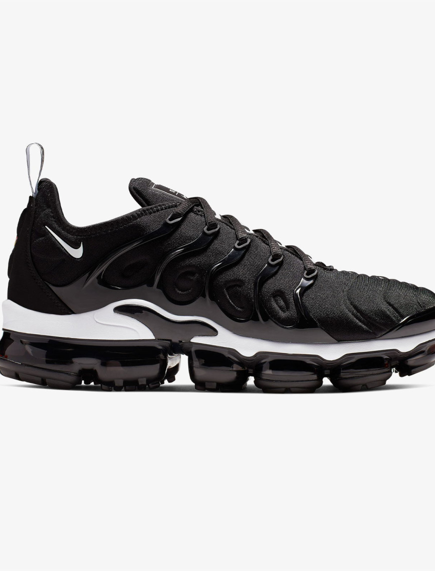 Nike Air VaporMax Plus Erkek Siyah Spor Ayakkabı Nike Air VaporMax Plus Erkek Siyah Spor Ayakkabı