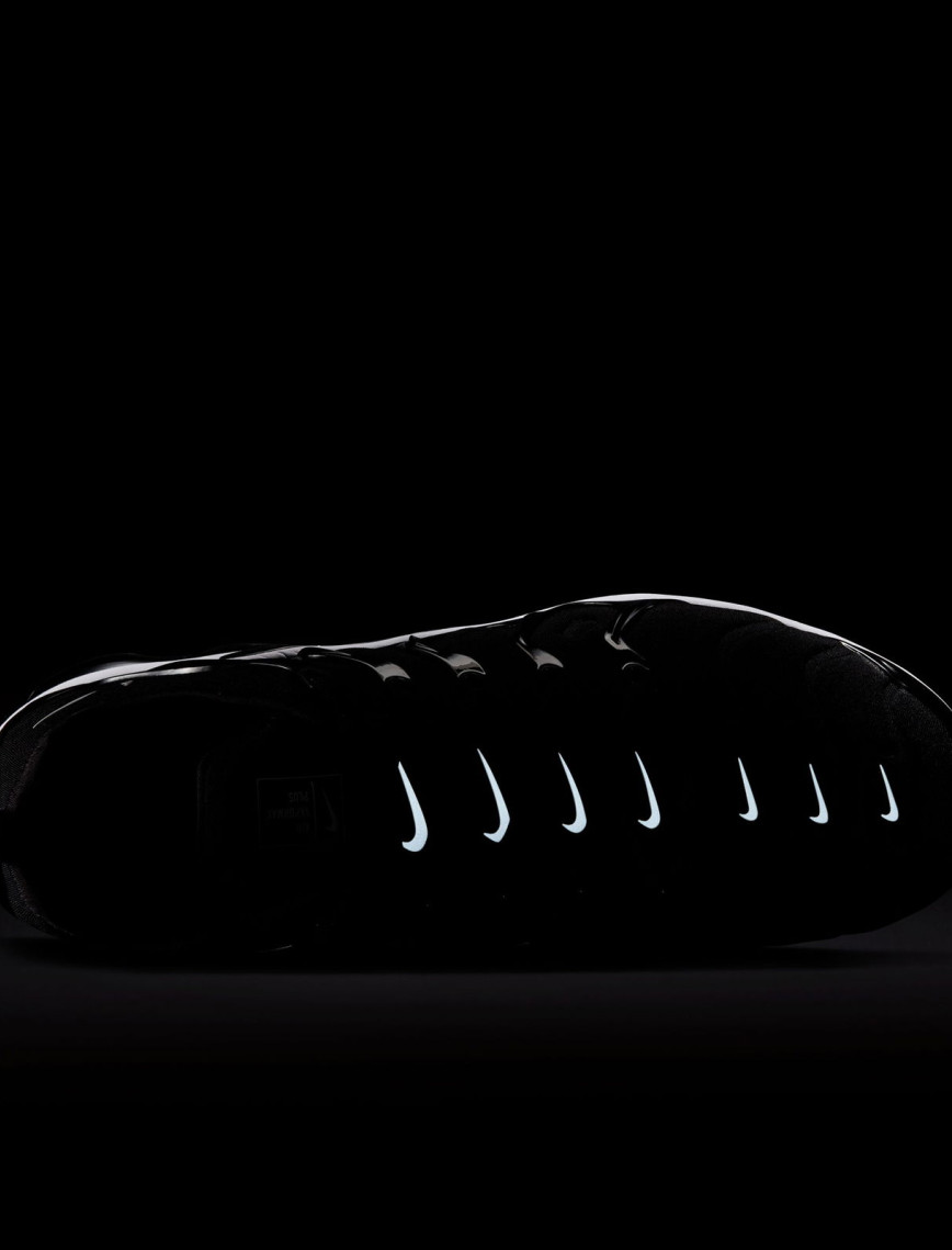 Nike Air VaporMax Plus Erkek Siyah Spor Ayakkabı Nike Air VaporMax Plus Erkek Siyah Spor Ayakkabı