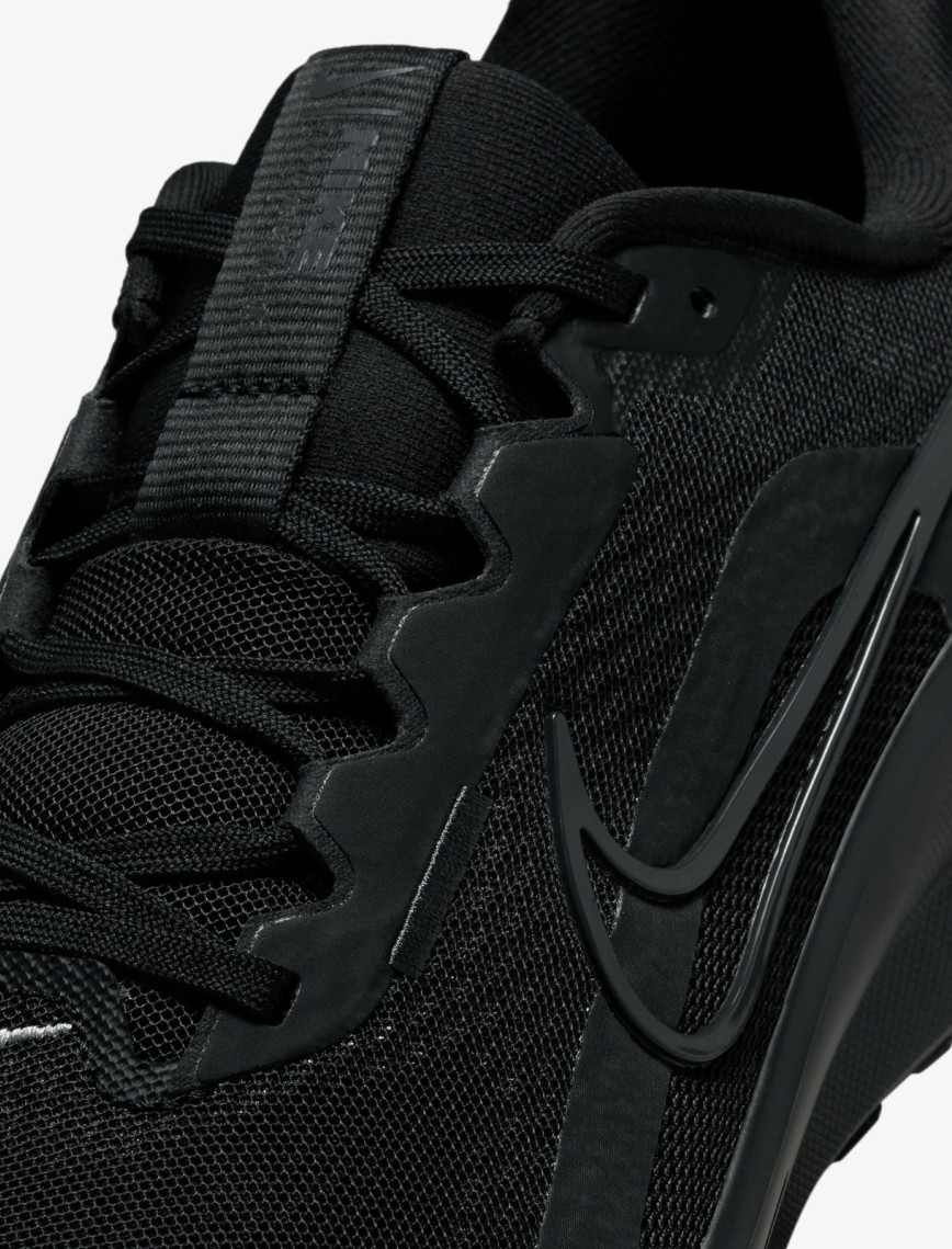 Nike Downshifter 13 Erkek Siyah Koşu Ayakkabısı Nike Downshifter 13 Erkek Siyah Koşu Ayakkabısı