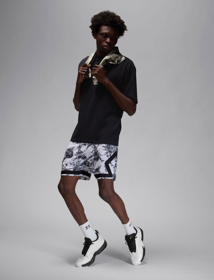 Jordan Max Aura 6 Erkek Beyaz Spor Ayakkabı