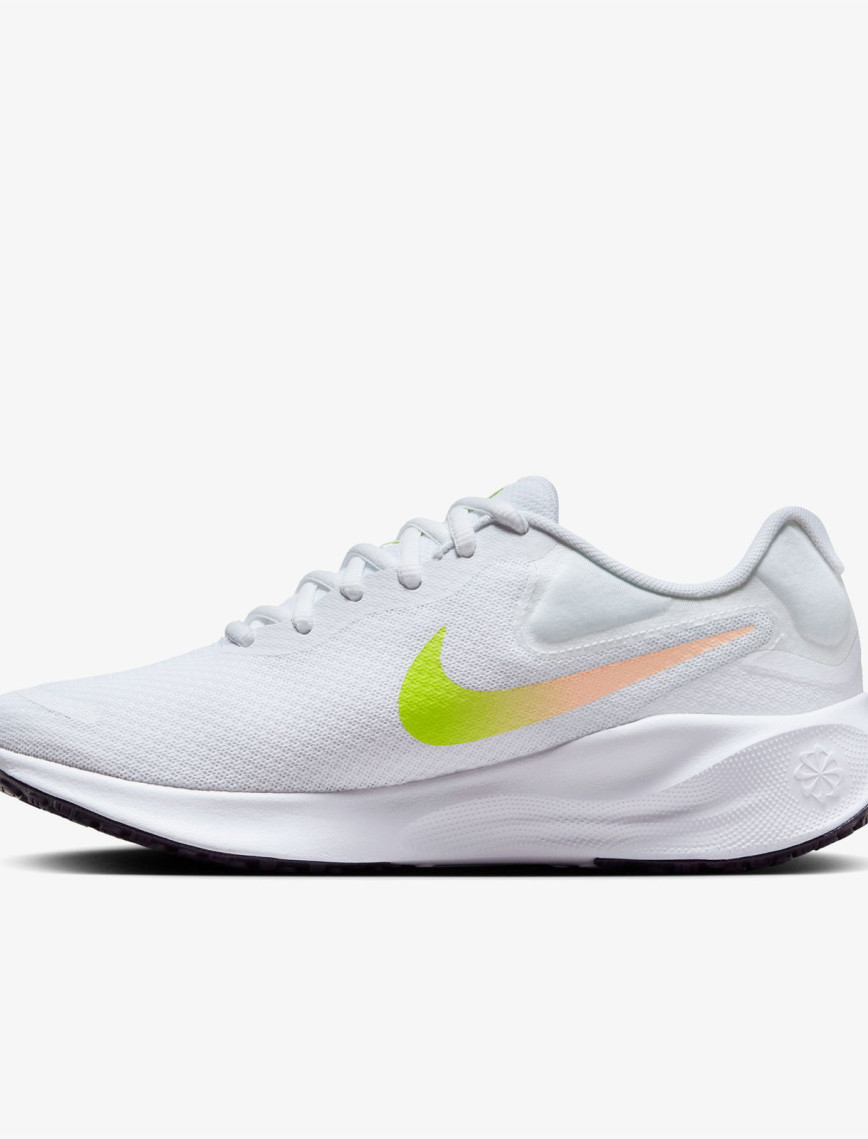 Nike Revolution 7 Kadın Beyaz Koşu Ayakkabısı Nike Revolution 7 Kadın Beyaz Koşu Ayakkabısı