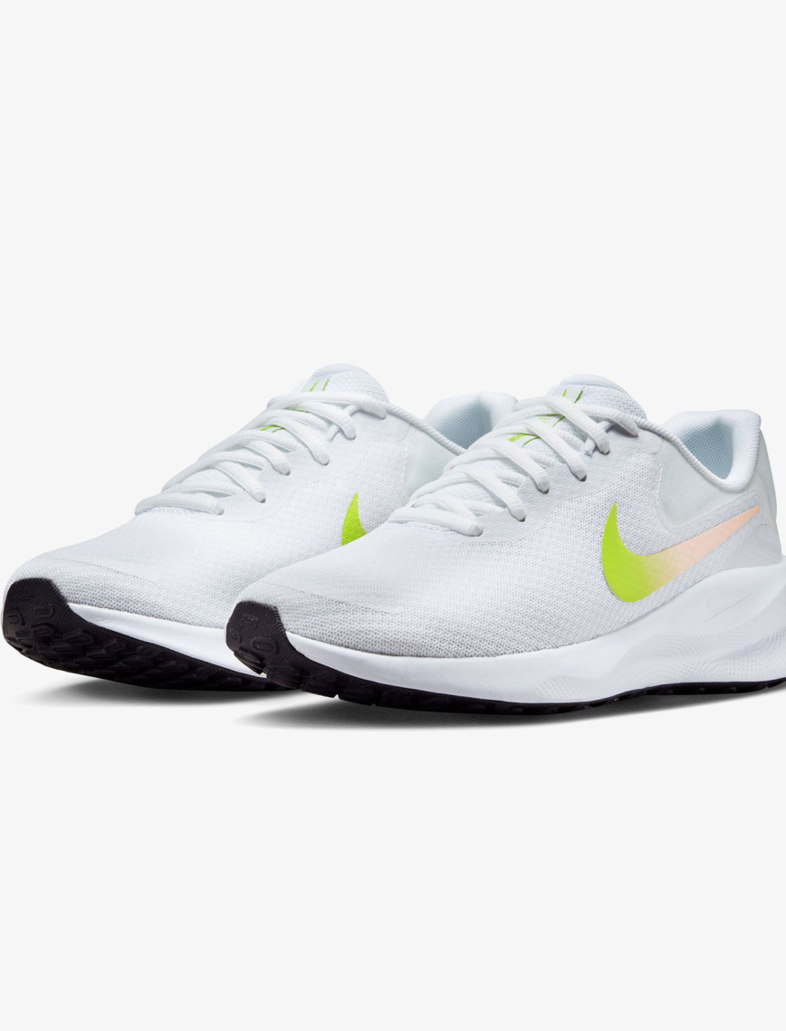 Nike Revolution 7 Kadın Beyaz Koşu Ayakkabısı Nike Revolution 7 Kadın Beyaz Koşu Ayakkabısı