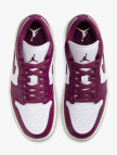 Jordan Air 1 Low Kadın Bordo/Beyaz Spor Ayakkabı Jordan Air 1 Low Kadın Bordo/Beyaz Spor Ayakkabı