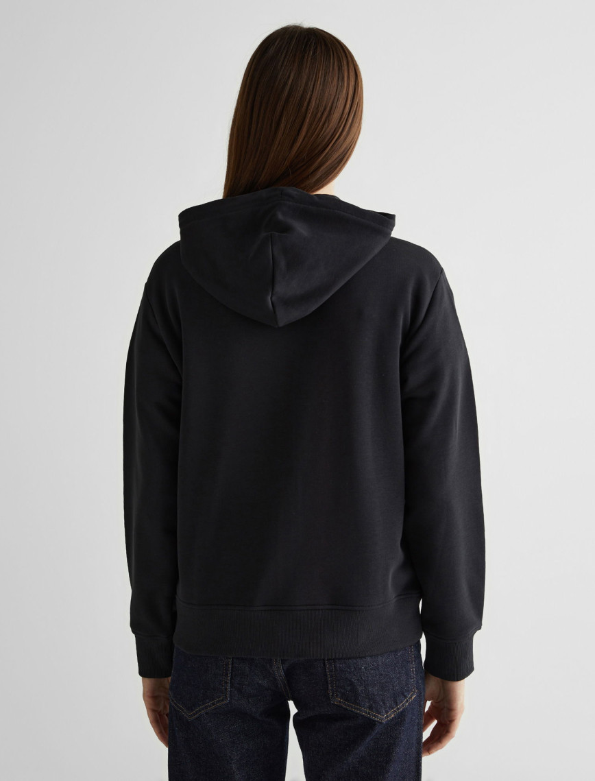 GANT Kadın Siyah Relaxed Fit Kapüşonlu Sweatshirt GANT Kadın Siyah Relaxed Fit Kapüşonlu Sweatshirt