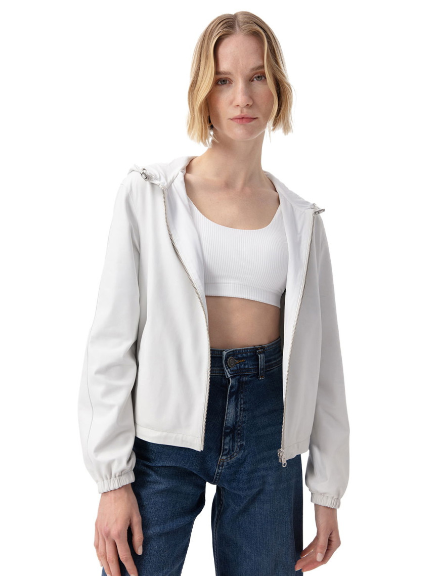 Alette Beyaz Kadın Çift Taraflı Bomber Deri Ceket Alette Beyaz Kadın Çift Taraflı Bomber Deri Ceket
