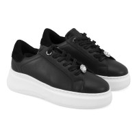 Kadın Siyah Deri Spor Ayakkabı Kadın Siyah Deri Spor Ayakkabı