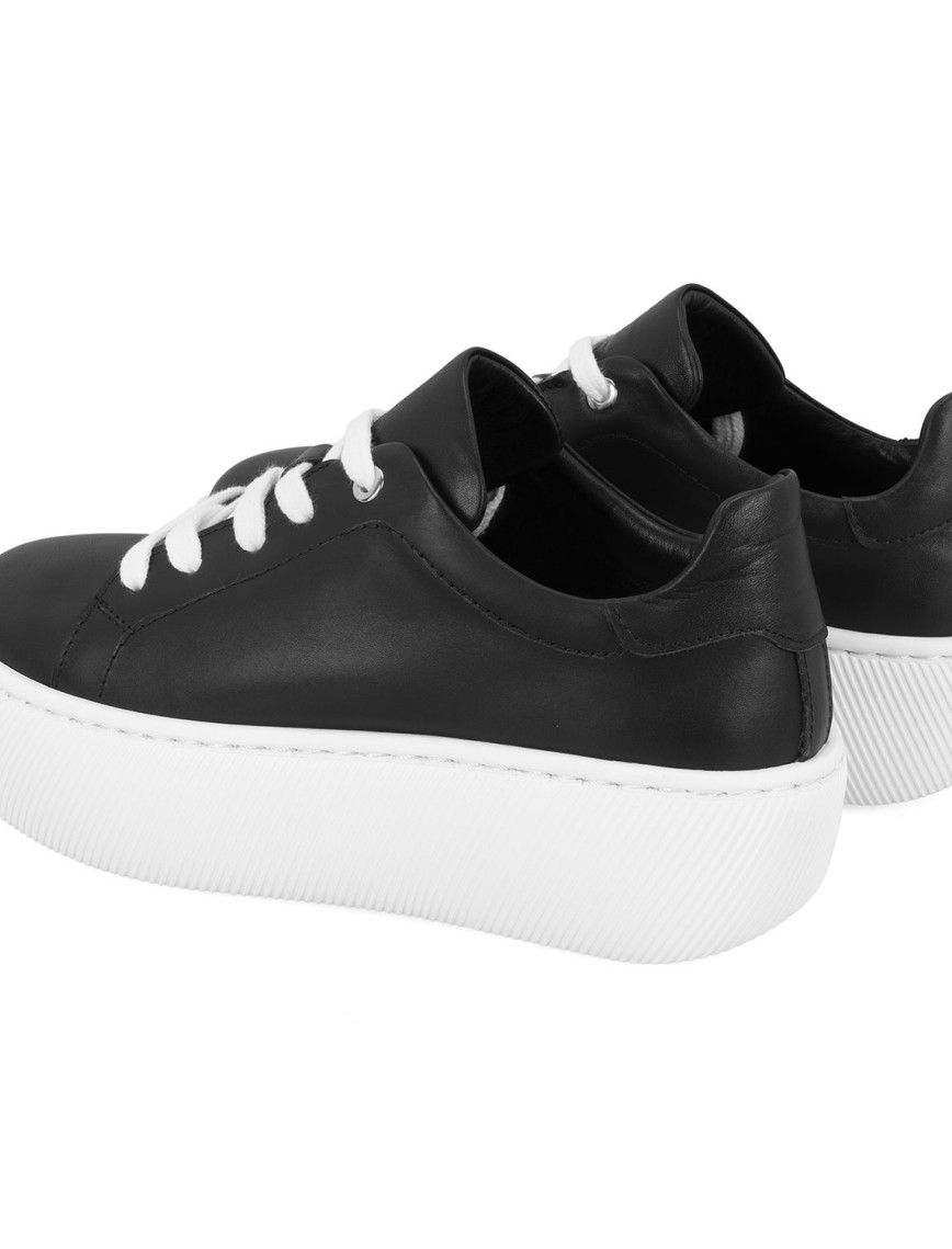 Kadın Siyah Deri Günlük Ayakkabı Kadın Siyah Deri Günlük Ayakkabı