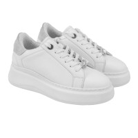 Kadın Beyaz Deri Spor Ayakkabı Kadın Beyaz Deri Spor Ayakkabı