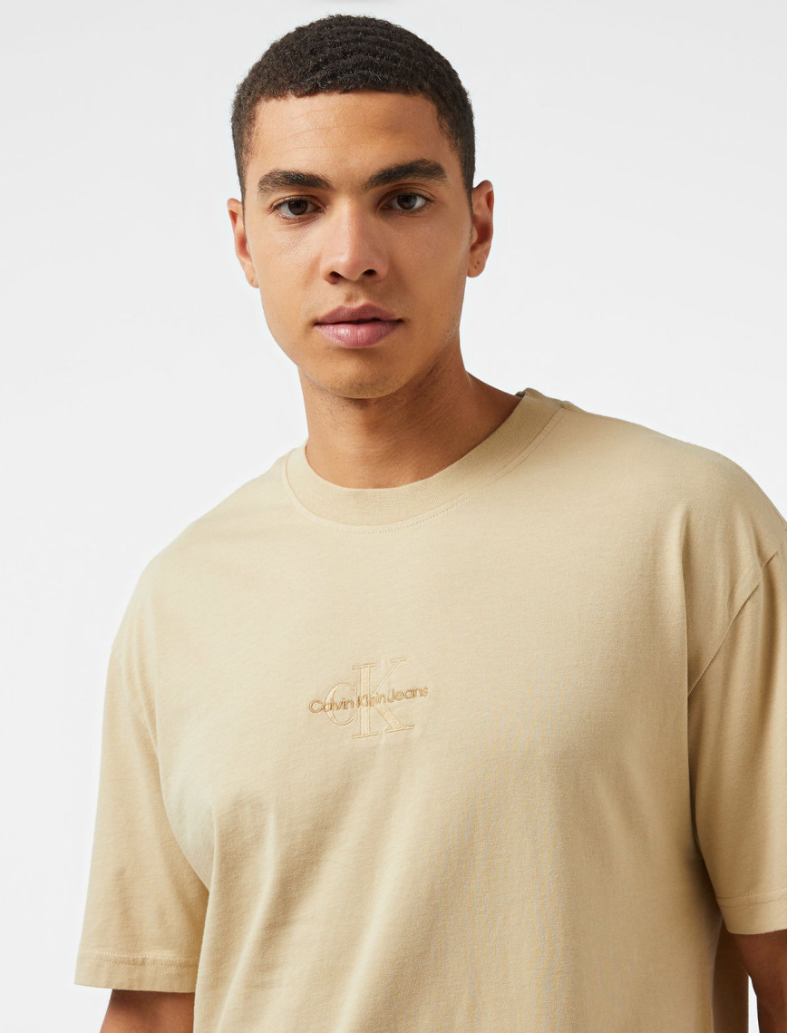 Calvin Klein Jeans Washed Monologo Erkek Haki T-Shirt Calvin Klein Jeans Washed Monologo Erkek Haki T-Shirt