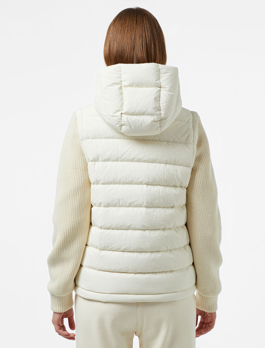 Lacoste Kadın Regular Fit Uzun Kollu Kapüşonlu Beyaz Yelek Lacoste Kadın Regular Fit Uzun Kollu Kapüşonlu Beyaz Yelek