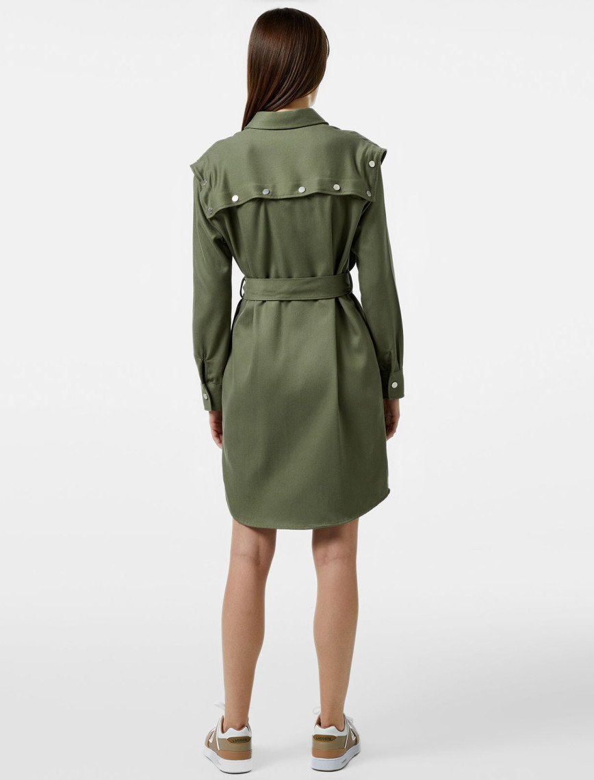 Lacoste Kadın Relaxed Fit Uzun Kollu Gömlek Yaka Haki Elbise Lacoste Kadın Relaxed Fit Uzun Kollu Gömlek Yaka Haki Elbise