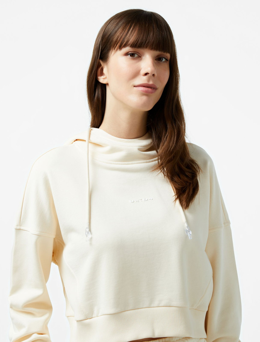 UNITED4 1.0 Essentials Kadın Krem Hoodie UNITED4 1.0 Essentials Kadın Krem Hoodie