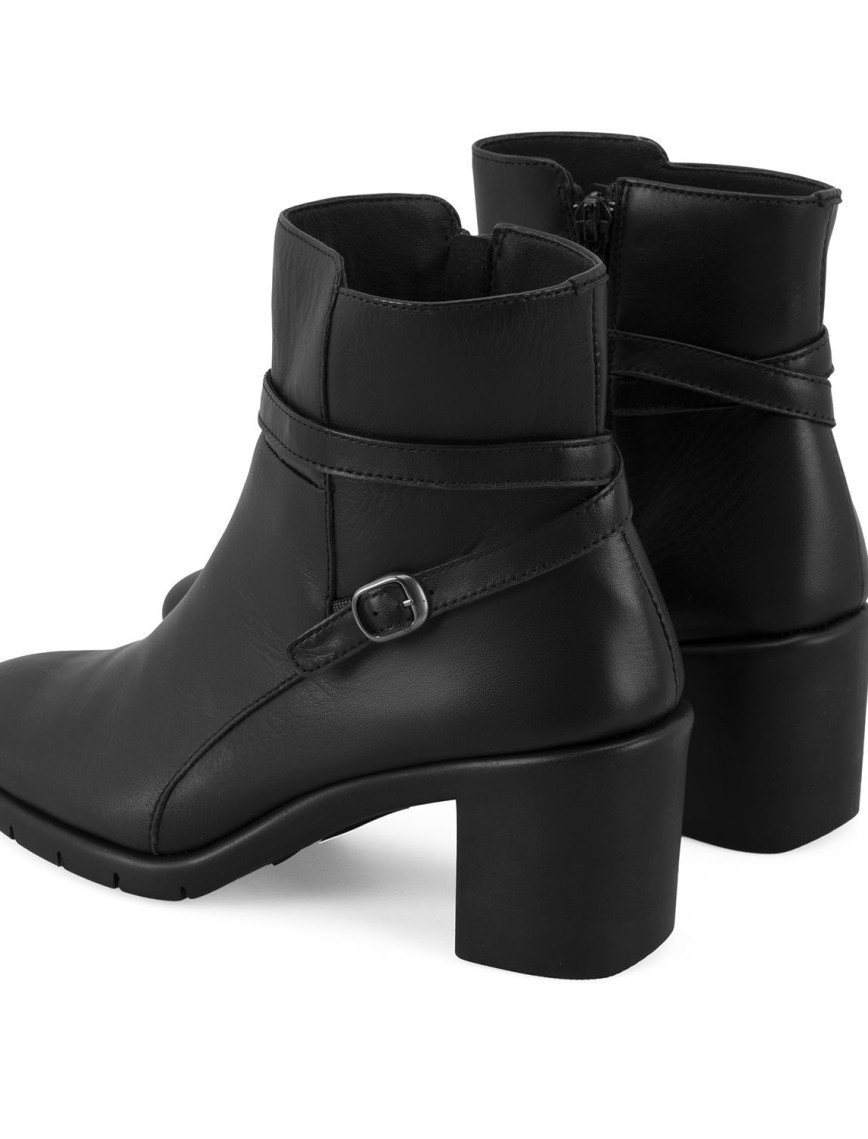 Hallie Siyah Kadın DesaComfort Topuklu Deri Bot Hallie Siyah Kadın DesaComfort Topuklu Deri Bot