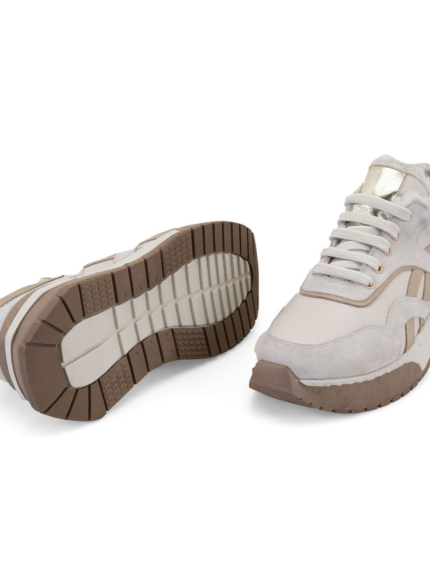 Kadın Bej Süet Deri Spor Ayakkabı