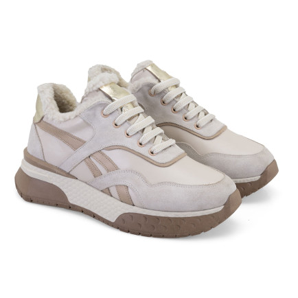 Kadın Bej Süet Deri Spor Ayakkabı