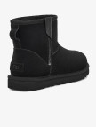UGG Classic Mini Bailey Zip Kadın Siyah Bot
