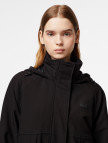 Lacoste Kadın Relaxed Fit Uzun Kollu Kapüşonlu Siyah Yağmurluk Lacoste Kadın Relaxed Fit Uzun Kollu Kapüşonlu Siyah Yağmurluk