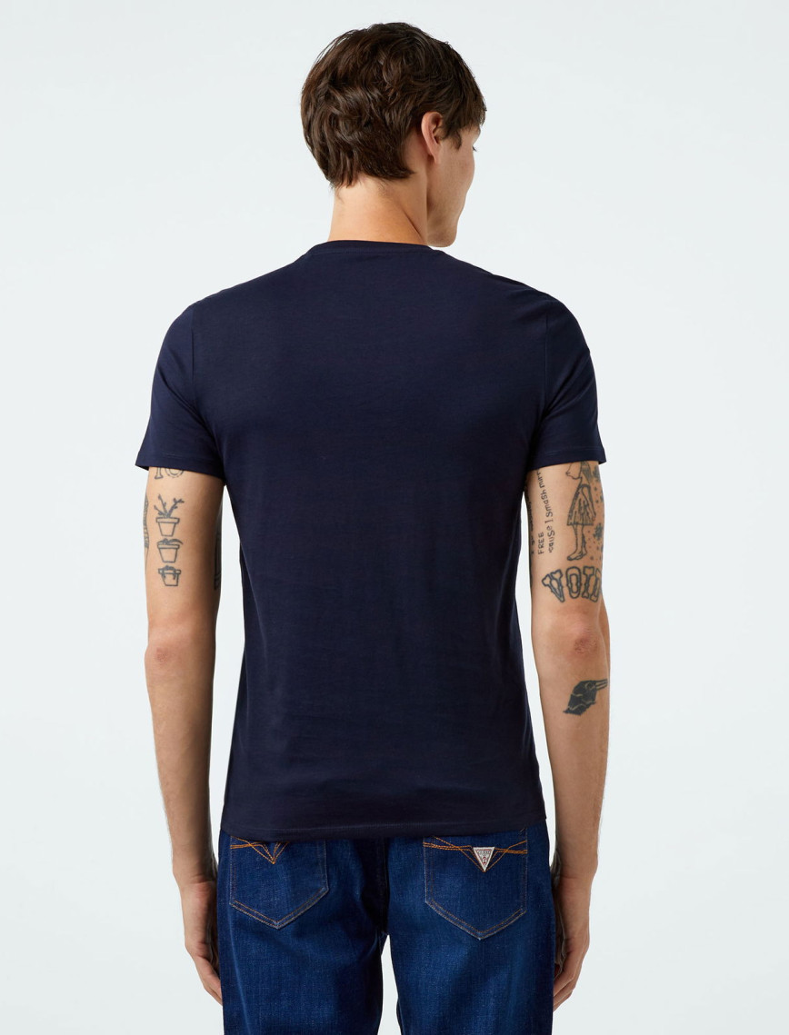 Guess Cnre Mid Organiceam 180 Erkek Lacivert T-Shirt Guess Cnre Mid Organiceam 180 Erkek Lacivert T-Shirt