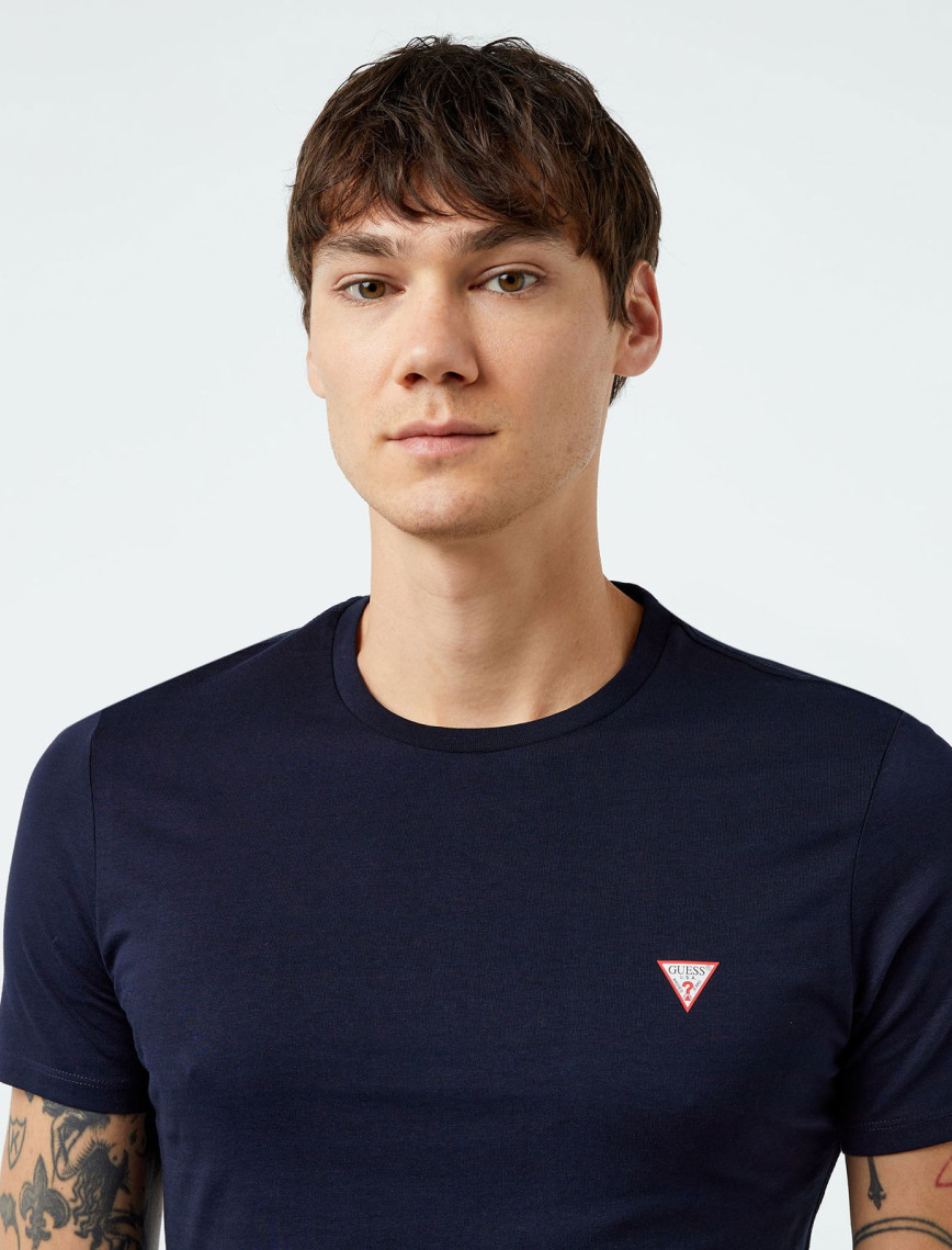 Guess Cnre Mid Organiceam 180 Erkek Lacivert T-Shirt Guess Cnre Mid Organiceam 180 Erkek Lacivert T-Shirt