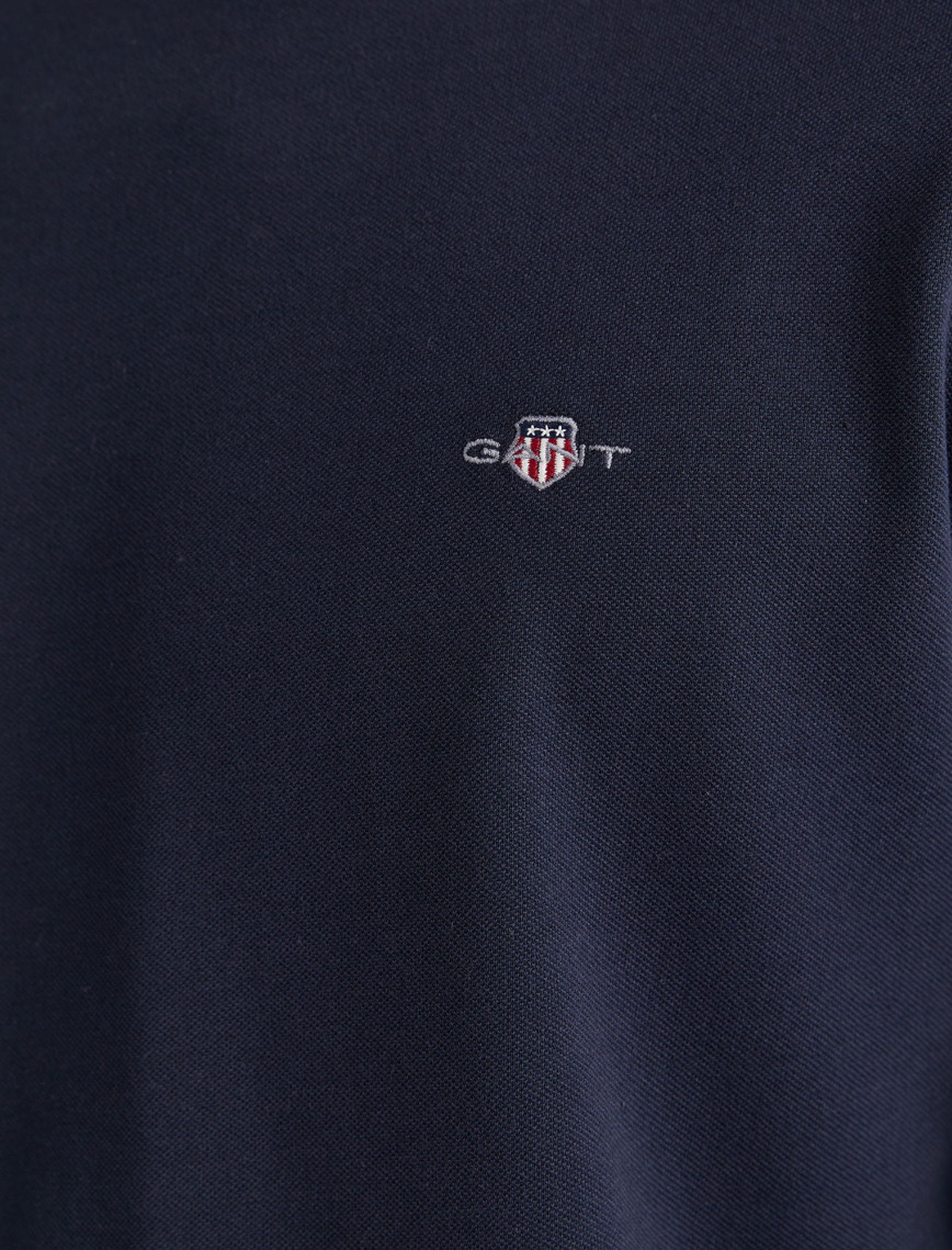 GANT Erkek Lacivert Slim Fit Bisiklet Yaka Uzun Kollu T-Shirt GANT Erkek Lacivert Slim Fit Bisiklet Yaka Uzun Kollu T-Shirt