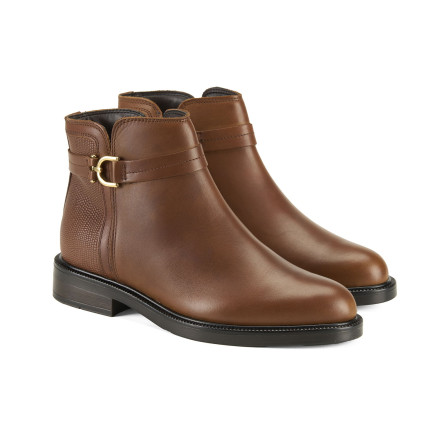 Vesla Metal Aksesuarlı Taba Kadın Deri Bot