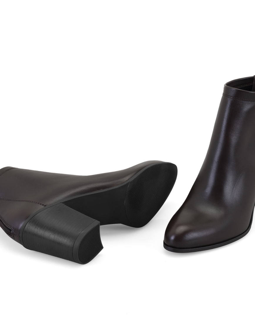 Nillie Kahve Kadın Fermuarlı Topuklu Deri Bot Nillie Kahve Kadın Fermuarlı Topuklu Deri Bot