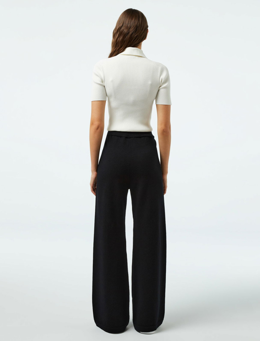 Lacoste Kadın Relaxed Fit Siyah Pantolon Lacoste Kadın Relaxed Fit Siyah Pantolon