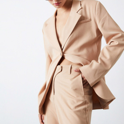 Tek Düğmeli V Kesim Ceket