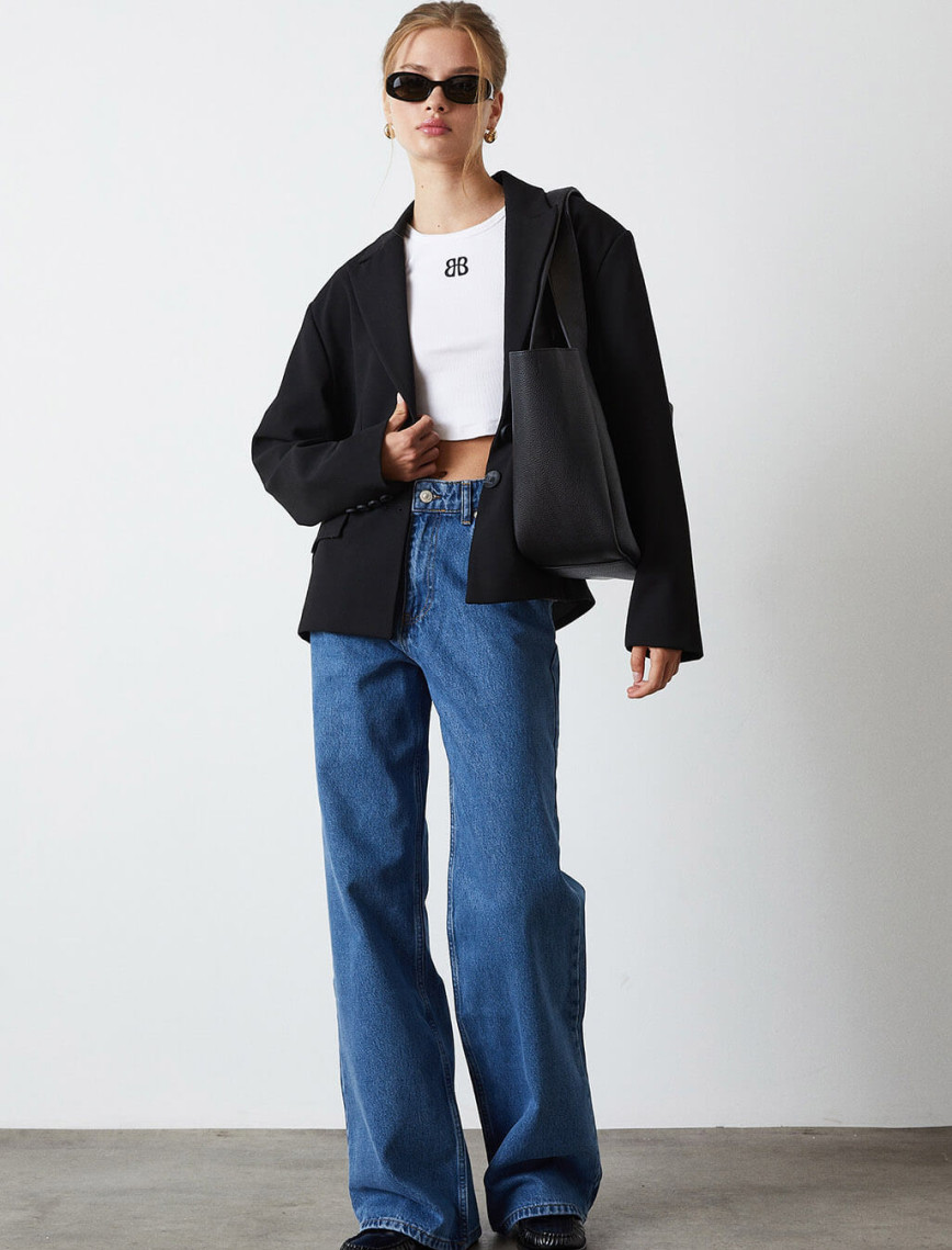 Çift Düğmeli Kısa Ceket Çift Düğmeli Kısa Ceket