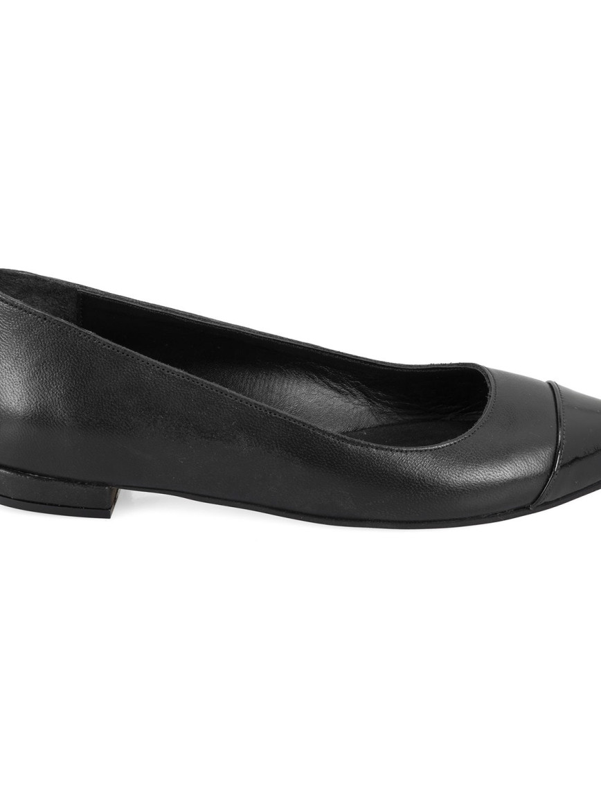 Kadın Siyah Deri Babet Kadın Siyah Deri Babet