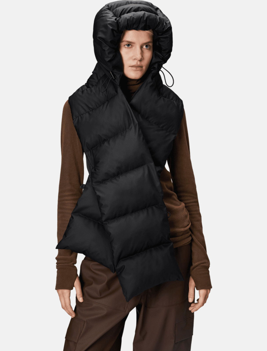 Rains Alta Vision Puffer Hood W3T3 Unisex Siyah Şapka Rains Alta Vision Puffer Hood W3T3 Unisex Siyah Şapka